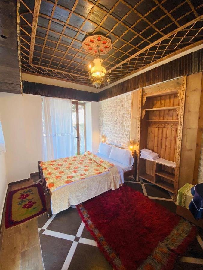 Guesthouse Mele Gjirokastër Dış mekan fotoğraf