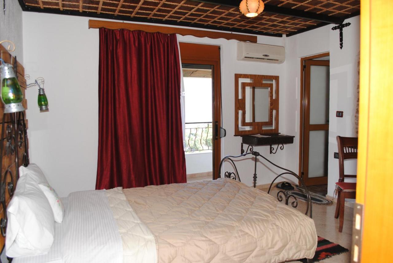 Guesthouse Mele Gjirokastër Dış mekan fotoğraf