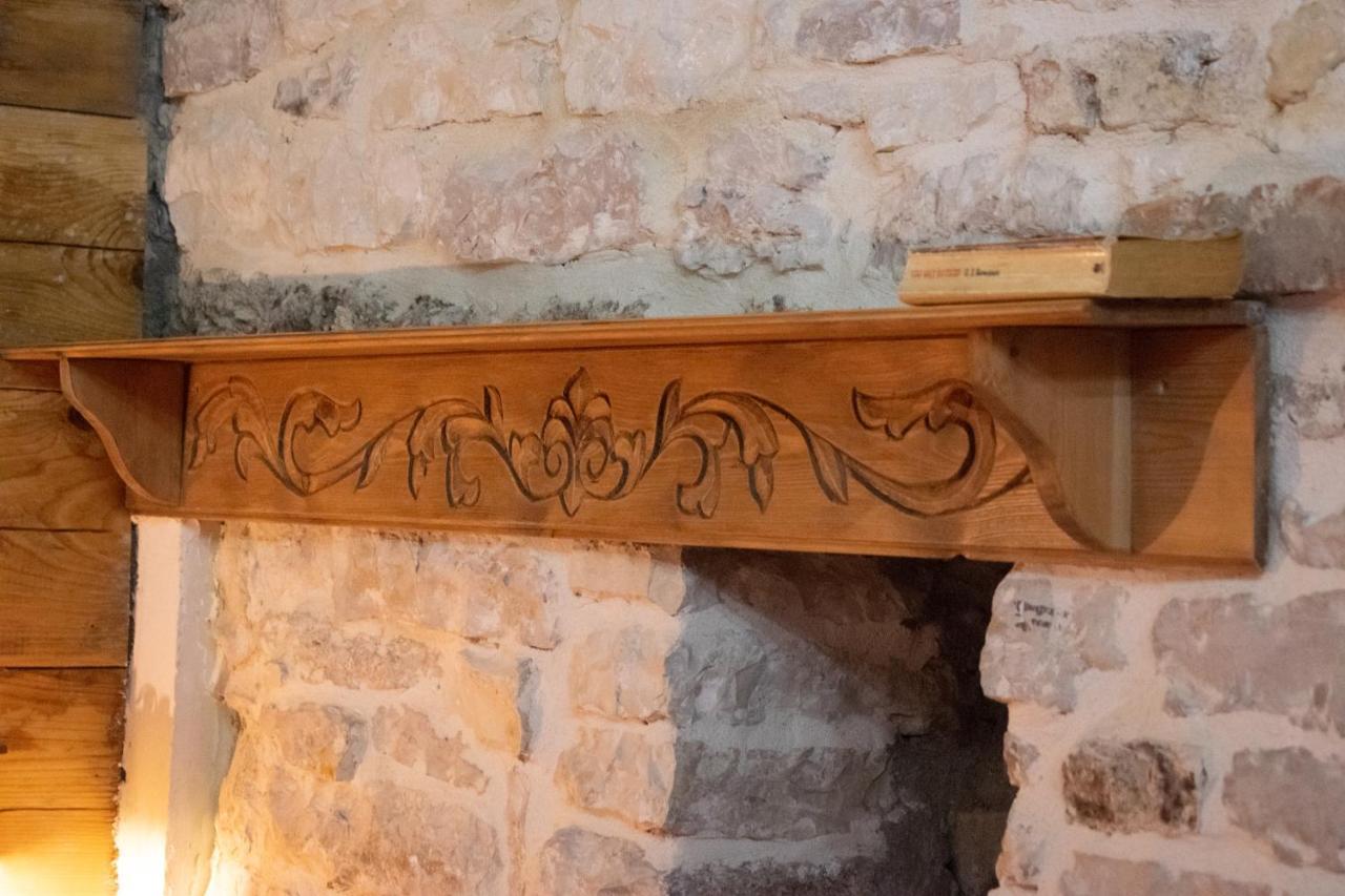 Guesthouse Mele Gjirokastër Dış mekan fotoğraf