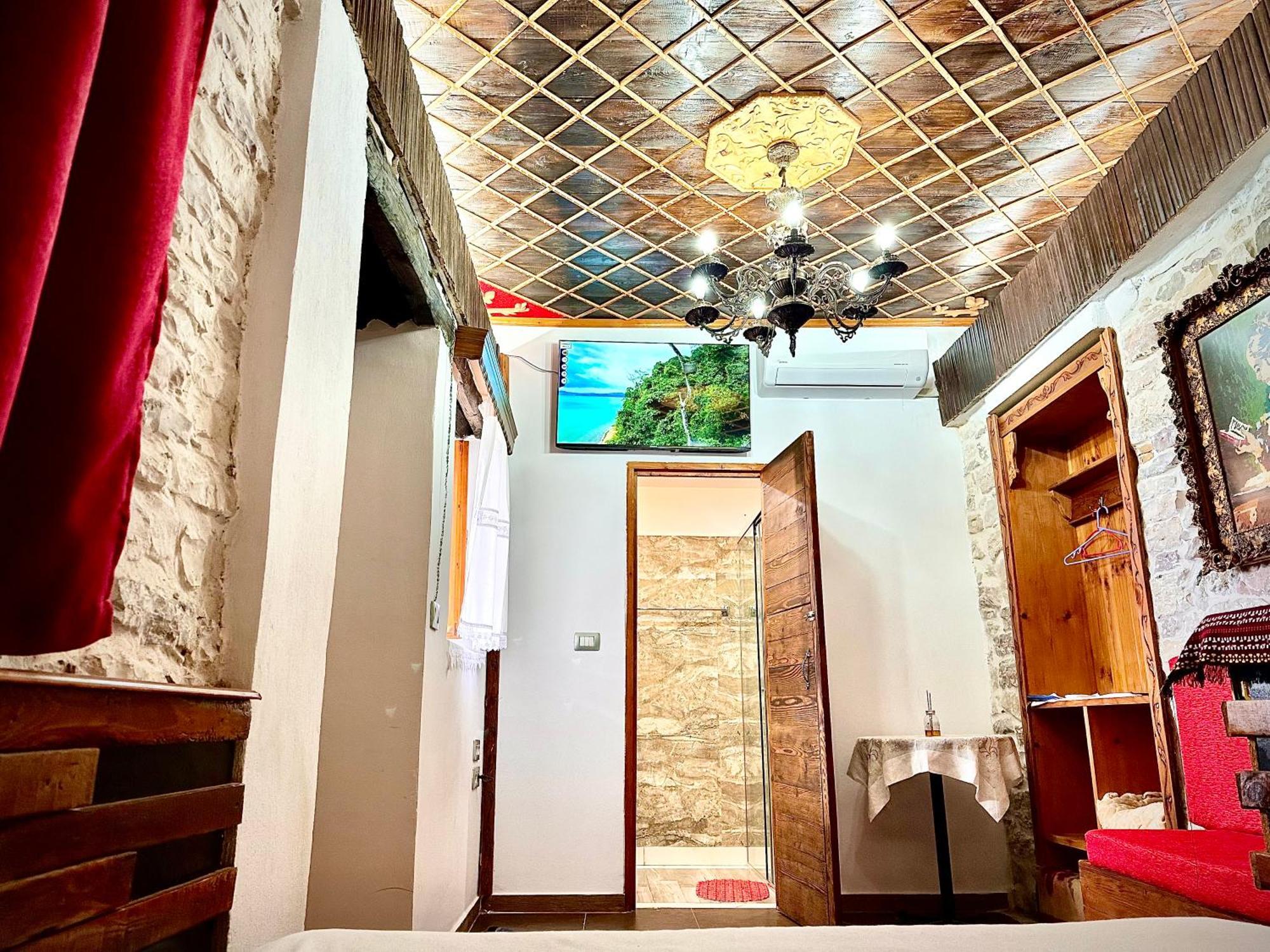 Guesthouse Mele Gjirokastër Dış mekan fotoğraf