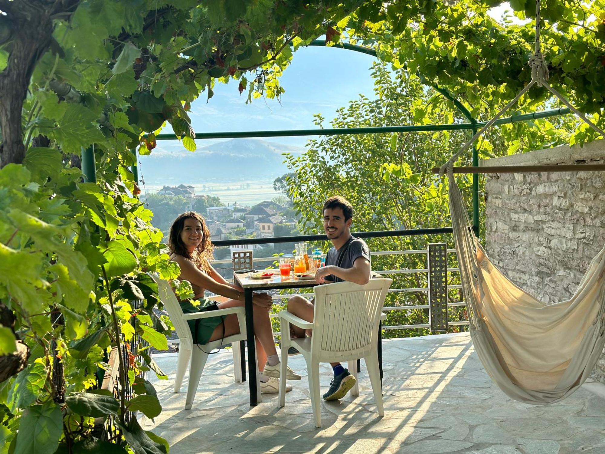 Guesthouse Mele Gjirokastër Dış mekan fotoğraf