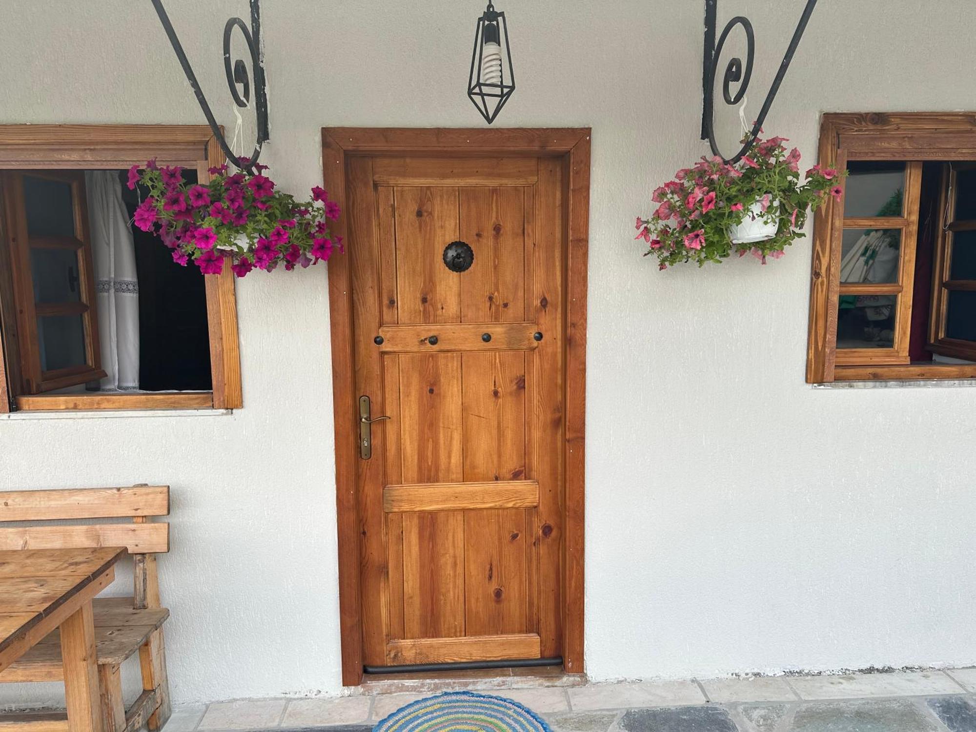 Guesthouse Mele Gjirokastër Dış mekan fotoğraf