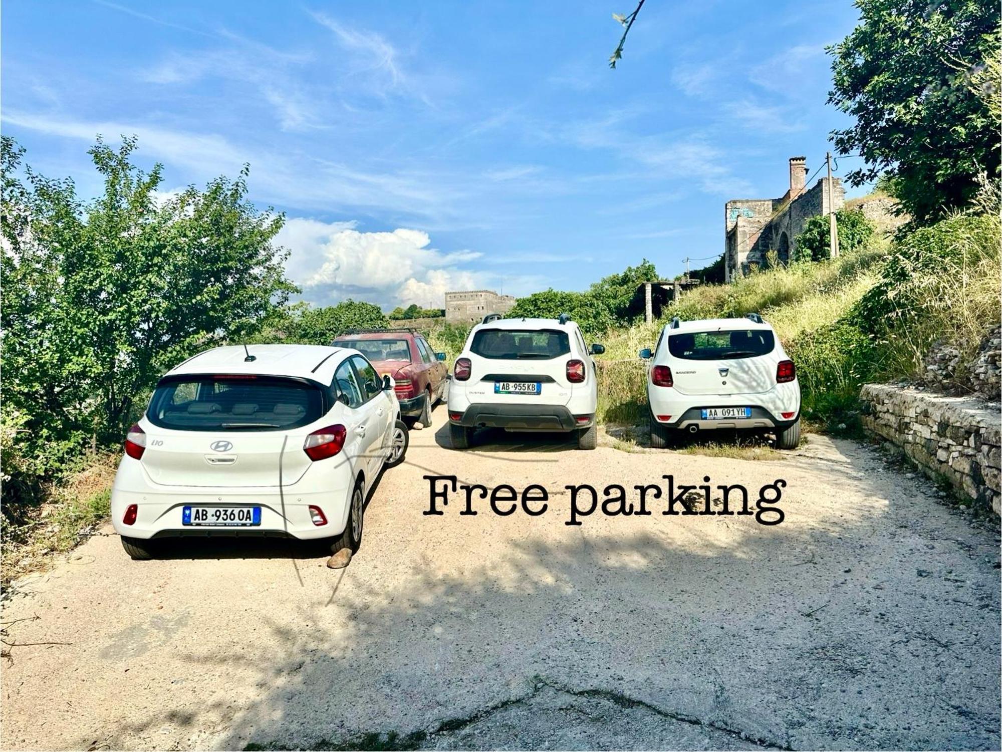 Guesthouse Mele Gjirokastër Dış mekan fotoğraf