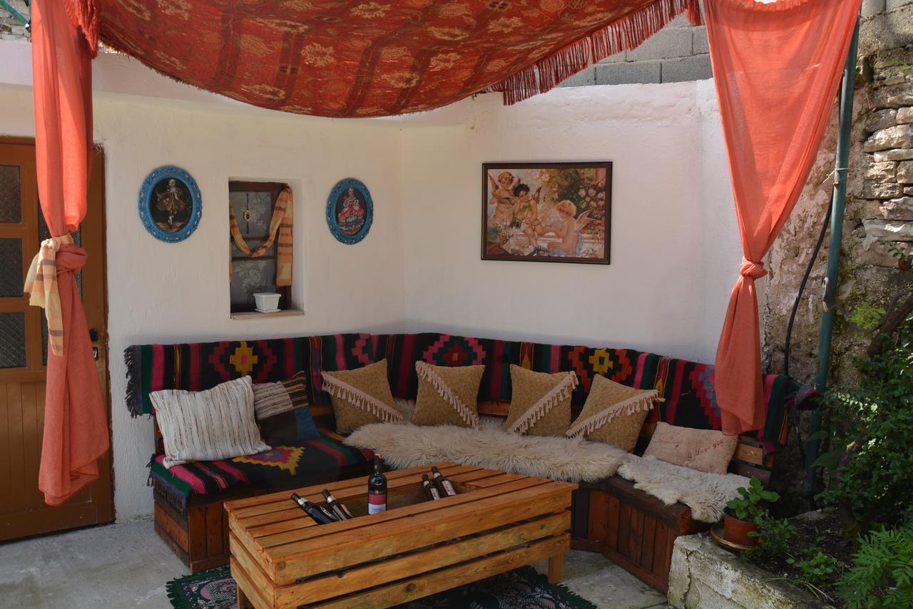 Guesthouse Mele Gjirokastër Dış mekan fotoğraf