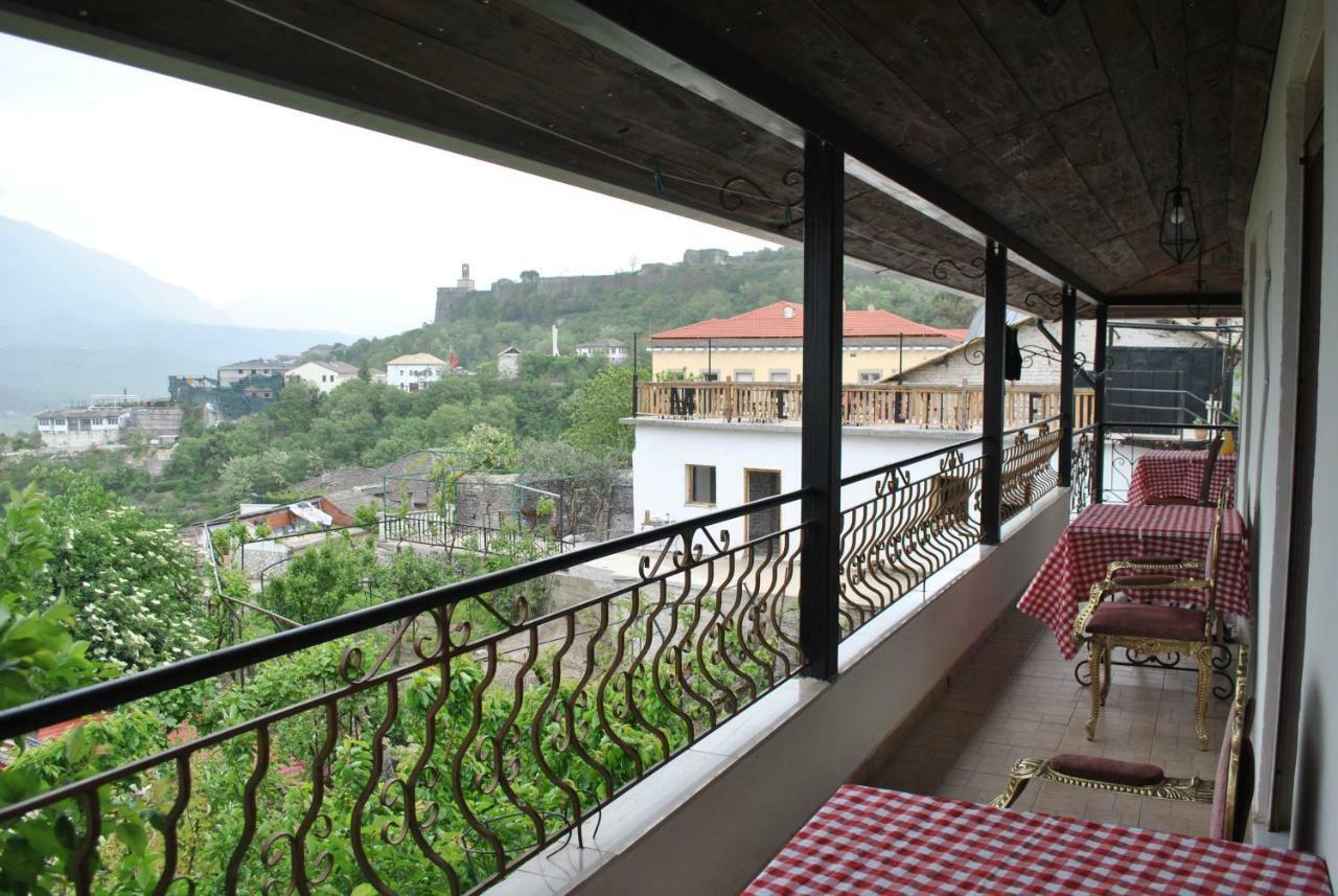 Guesthouse Mele Gjirokastër Dış mekan fotoğraf