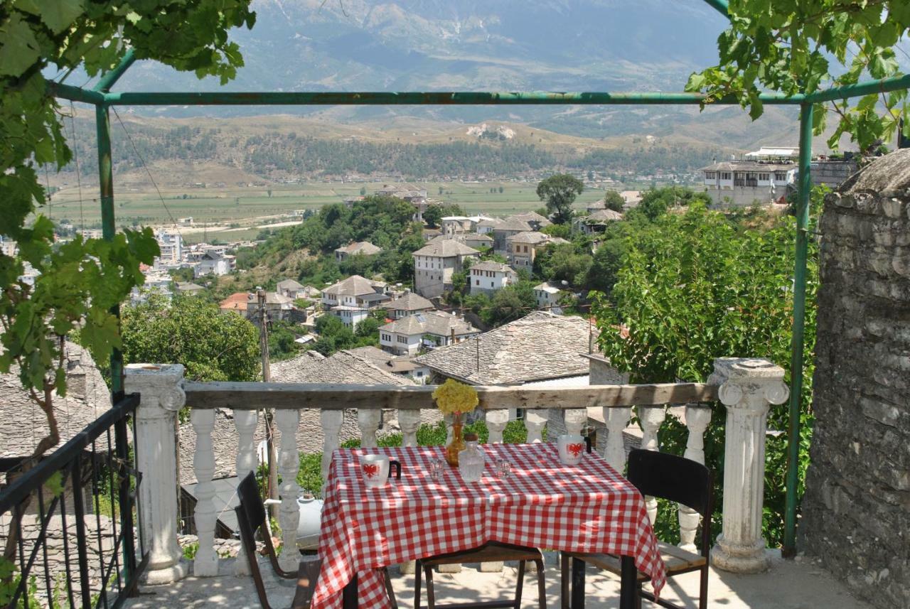 Guesthouse Mele Gjirokastër Dış mekan fotoğraf